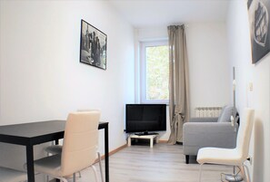 TV - Entire apartment Venice CASA LEONARDO 7 Places toll parking and free Wi-Fi (Venezia)