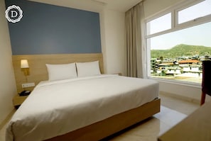 Deluxe Double Room | Free WiFi, bed sheets