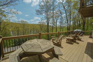 House (4 Bedrooms) | Property amenity