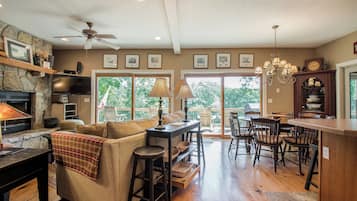 House (4 Bedrooms) | Property amenity