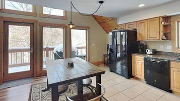 House (3 Bedrooms) | Property amenity