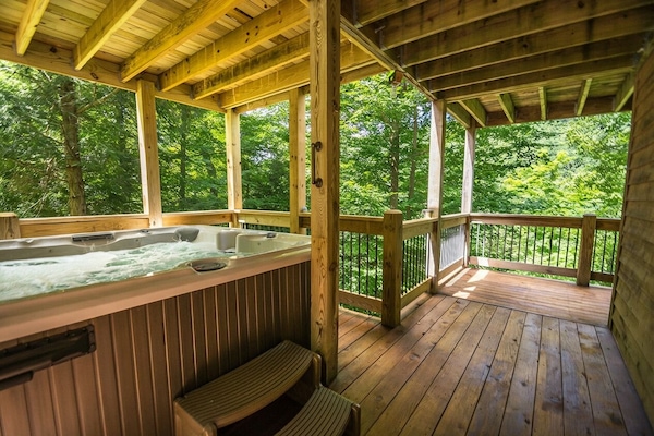 House (3 Bedrooms) | Property amenity