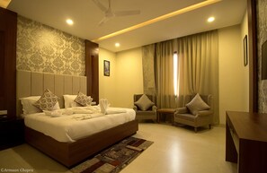 Deluxe Double or Twin Room | Desk, free WiFi, bed sheets - Amritam Palace (Jodhpur)