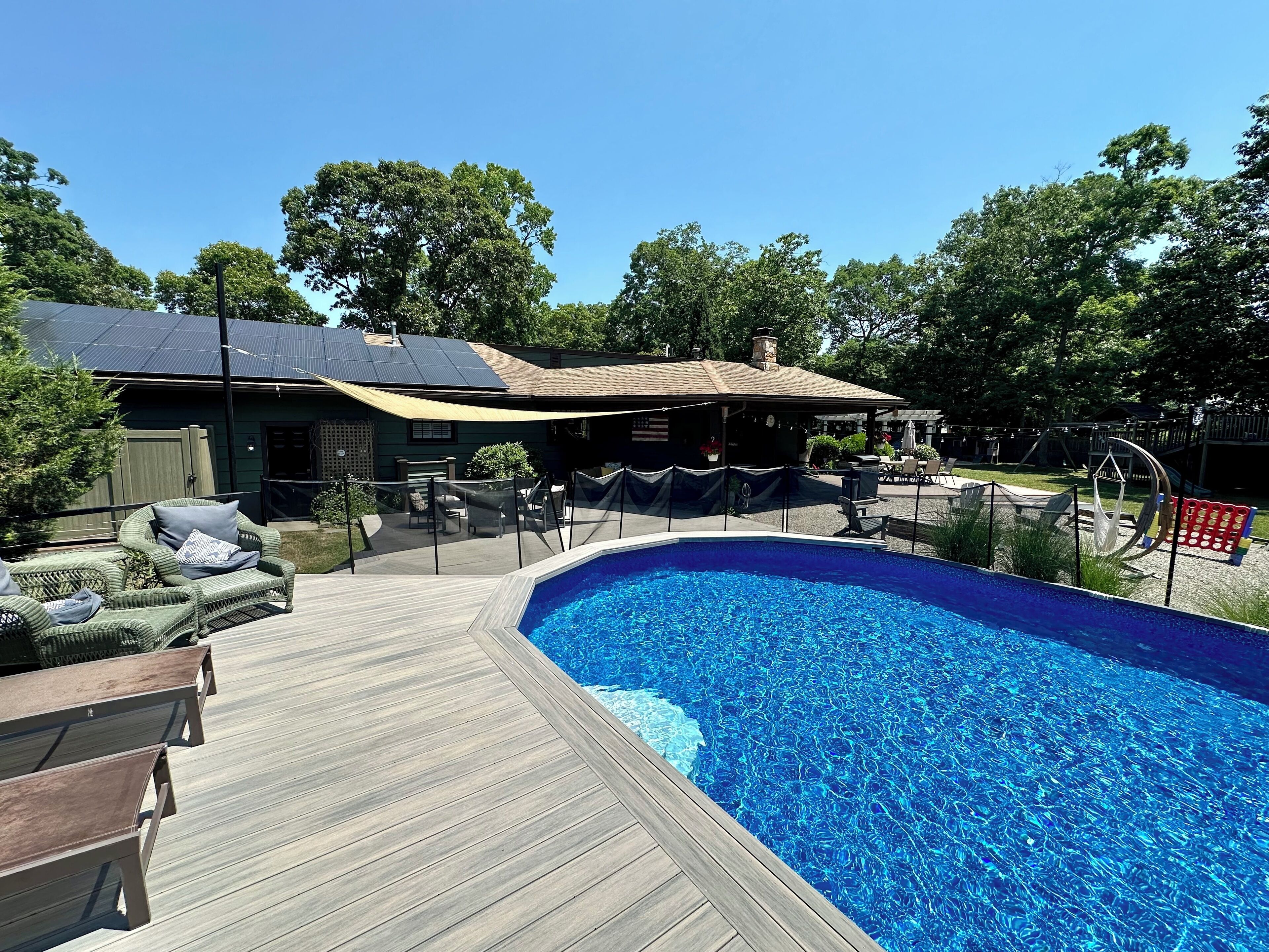 Gorgeous Home with a Pool and Hot Tub just minutes to all area beaches!
