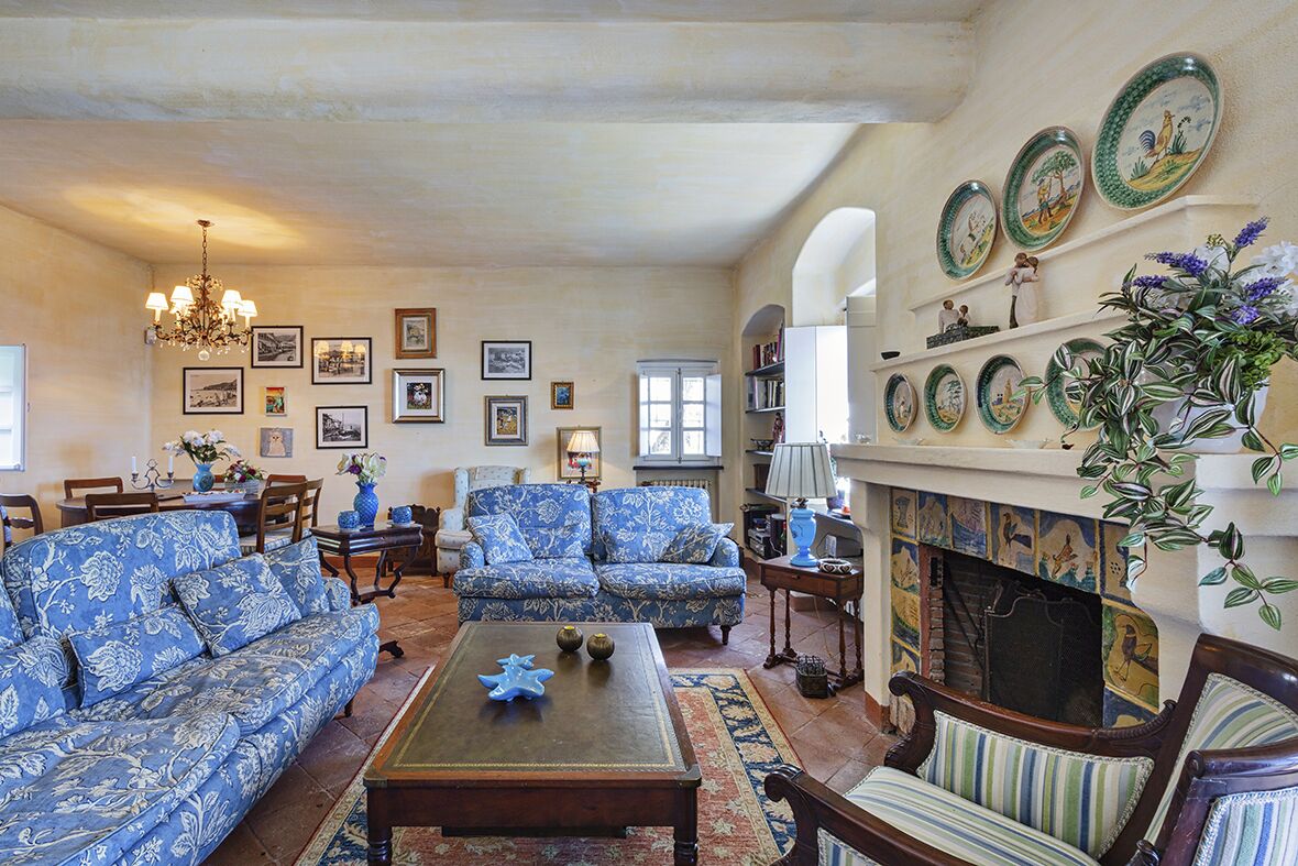 VILLA DOLCINA swimming pool and sea view