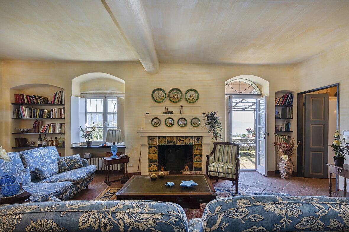 VILLA DOLCINA swimming pool and sea view