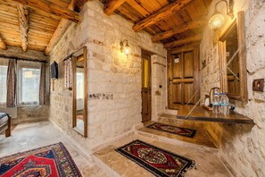 Family Room | Premium bedding, individually decorated, individually furnished