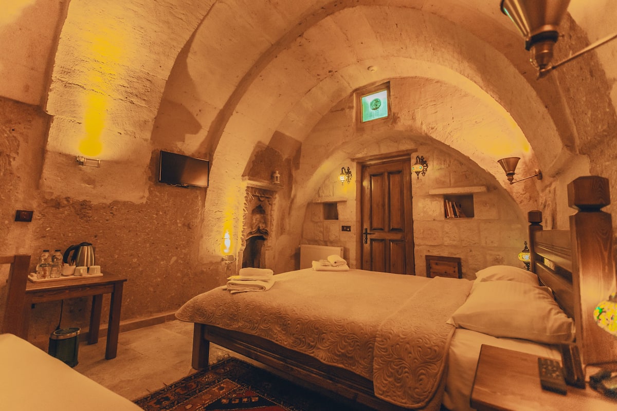 Traditional Room, 1 Double Bed | Premium bedding, individually decorated, individually furnished