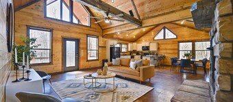 PROMO 10%OFF| Spacious Pet-Friendly Cabin w/ Playground, Hot Tub & Fire Pit