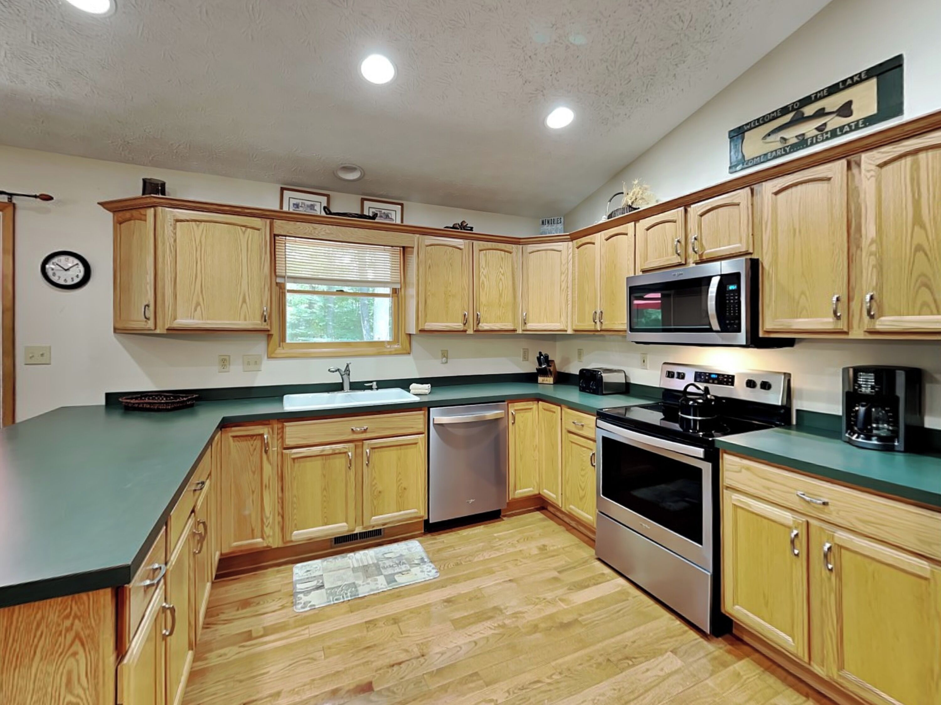 House (4 Bedrooms) | Property amenity