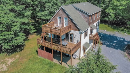 House (5 Bedrooms) | Front of property