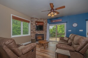 House (5 Bedrooms) | Property amenity