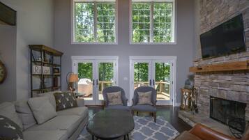 House (5 Bedrooms) | Property amenity