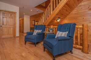 開放式客房 (5 Bedrooms) | 住宿設施服務