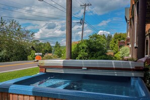 Studio (5 Bedrooms) | Property amenity