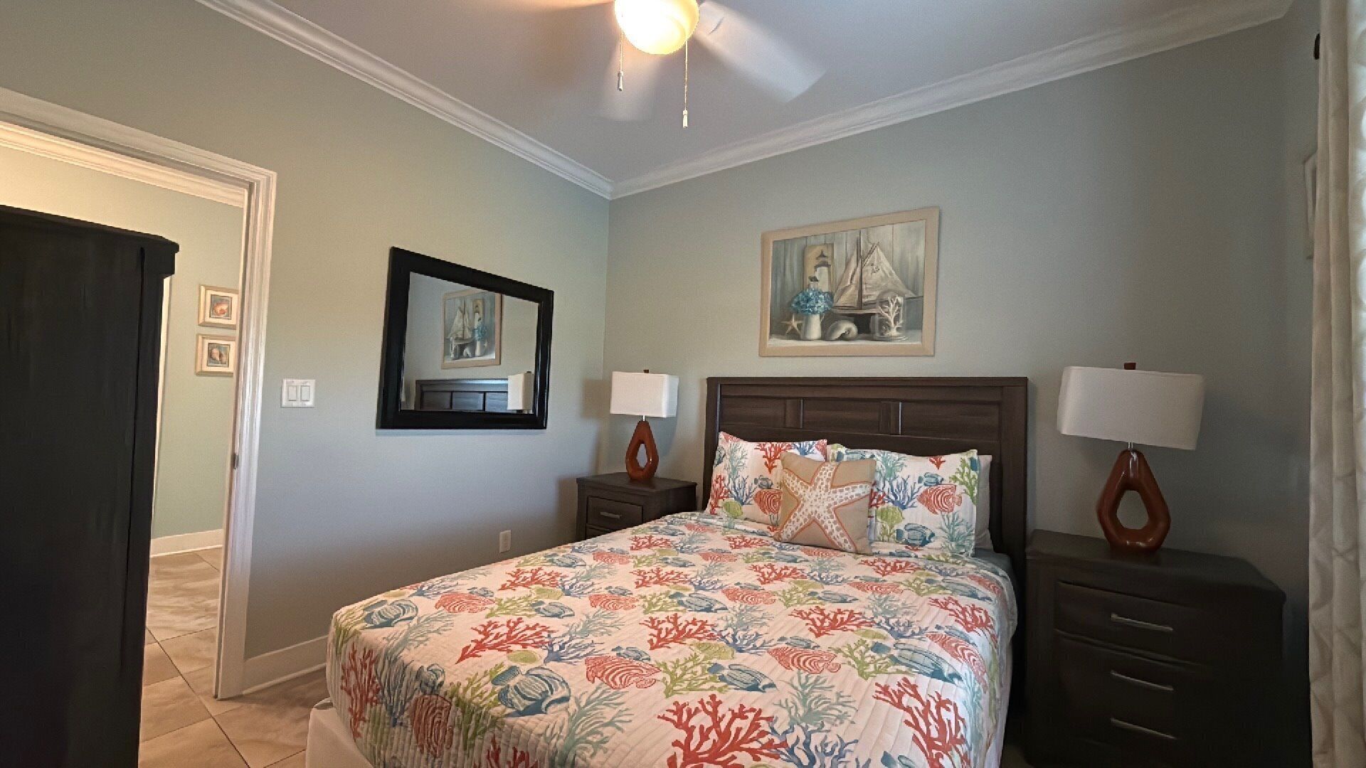 4 bedrooms, iron/ironing board, free WiFi, bed sheets
