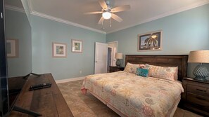 4 habitaciones, tabla de planchar con plancha y wifi gratis