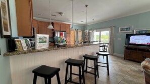 Dining - Sunset Pointe at Vaca Cove4 Bed 3 Baths, Saltwater Pool, Jacuzzi, Ocean View with Dock (Marathon)