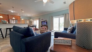 Unclassified image, 4 of 34, button