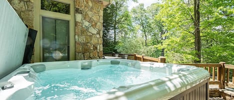 House (4 Bedrooms) | Property amenity