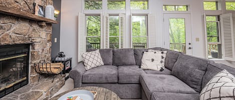 House (4 Bedrooms) | Property amenity