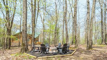 House (3 Bedrooms) | Property amenity