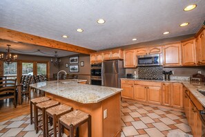 House (Multiple Bedrooms) | Property amenity