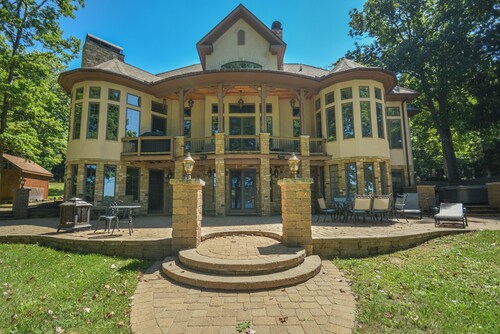 Champagne Taste by Taylor Made Deep Creek