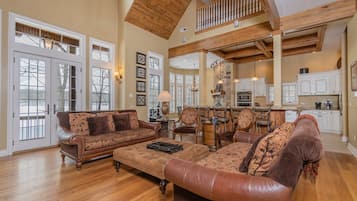 House (6 Bedrooms) | Property amenity