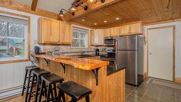 House (3 Bedrooms) | Property amenity