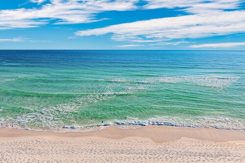 Aegean #332 - Gulf-Front Views, Relaxing Amenities