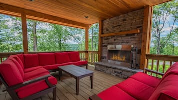 House (Multiple Bedrooms) | Property amenity