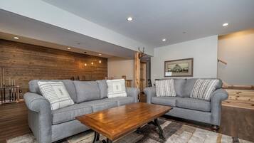 Casa (Multiple Bedrooms) | Servicio de la propiedad