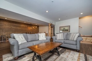 Casa (Multiple Bedrooms) | Servicio de la propiedad