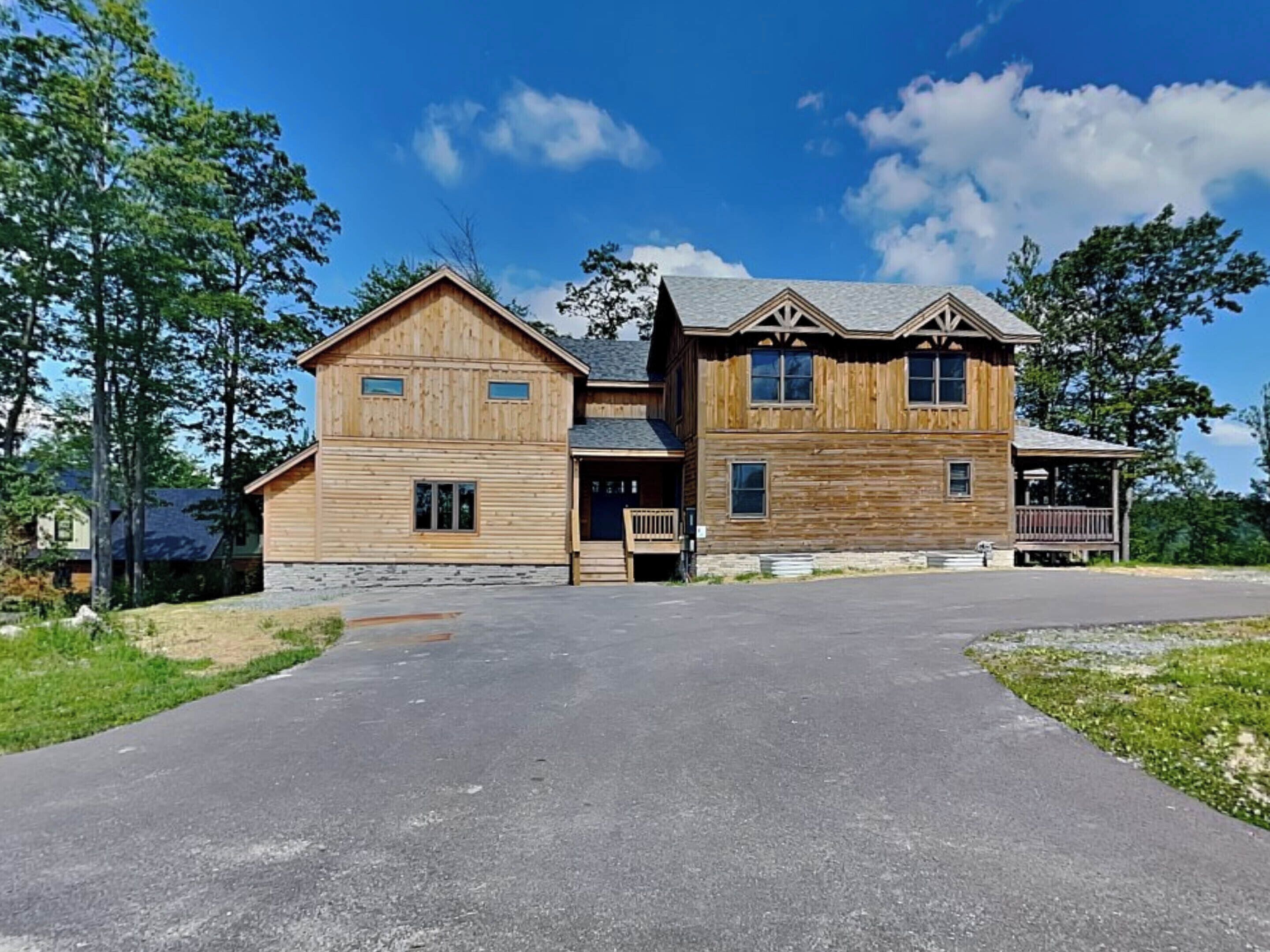 Nhà (Multiple Bedrooms) | Tiện nghi, dịch vụ nơi lưu trú