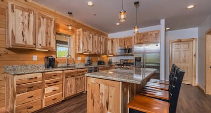 Cj's Mountain Lodge
