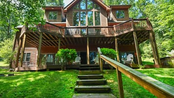 House (6 Bedrooms) | Property amenity