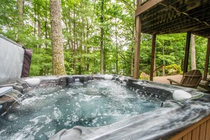 House (6 Bedrooms) | Property amenity - Lakey Mclakehouse by Taylor Made Deep Creek (Swanton)