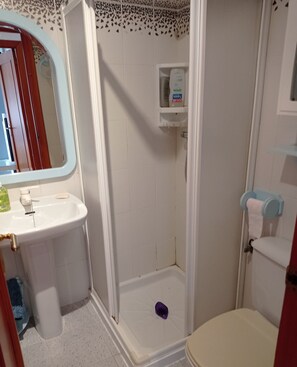 Bathtub, towels - Xeracsol III, 9 Solo Familias! (Playa Xeraco)