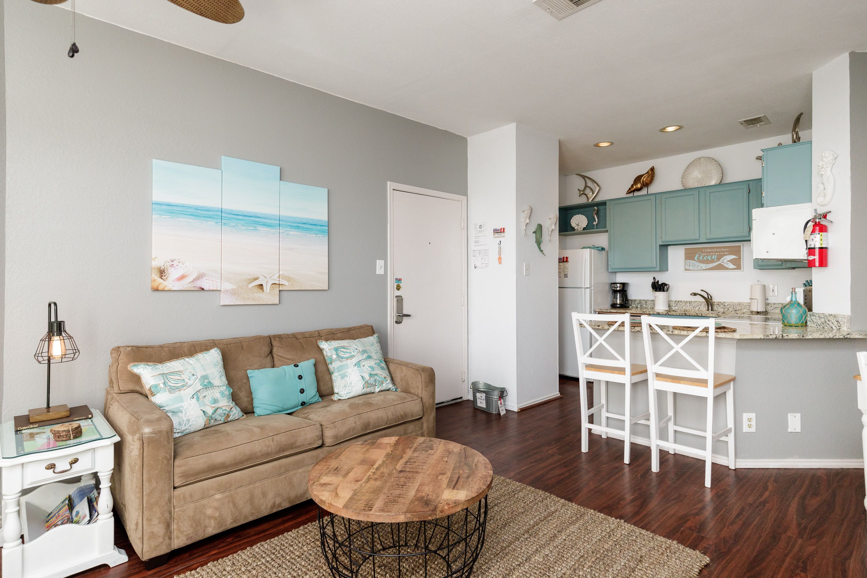 Smart TV, DVD player