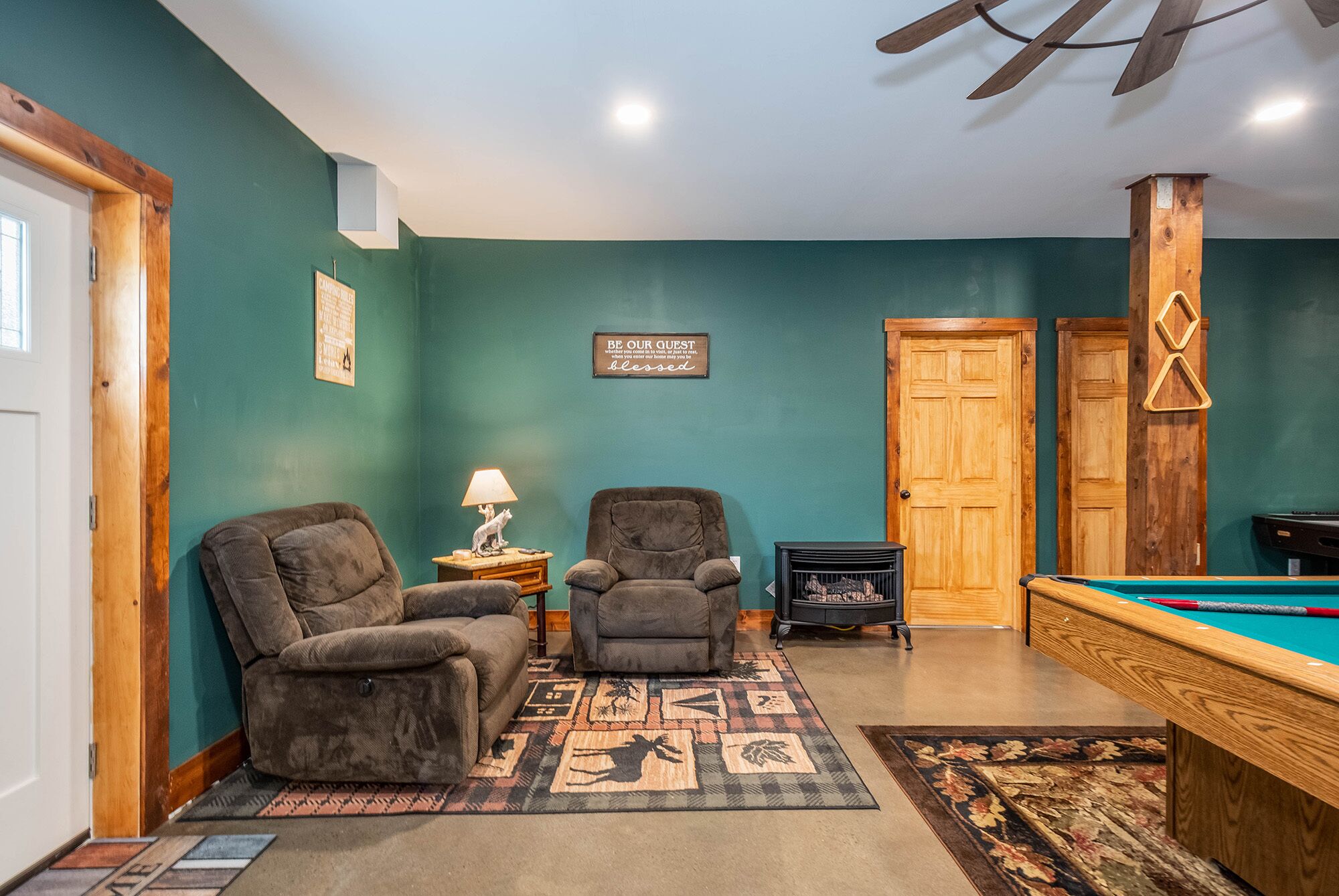 Cottage at Slope's Edge