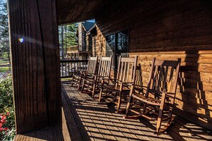 House (3 Bedrooms) | Property amenity - Dancing Bear Lodge by Taylor Made Deep Creek (McHenry)