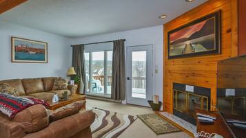 Studio (2 Bedrooms) | Property amenity