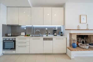 Fridge, microwave, oven, dishwasher