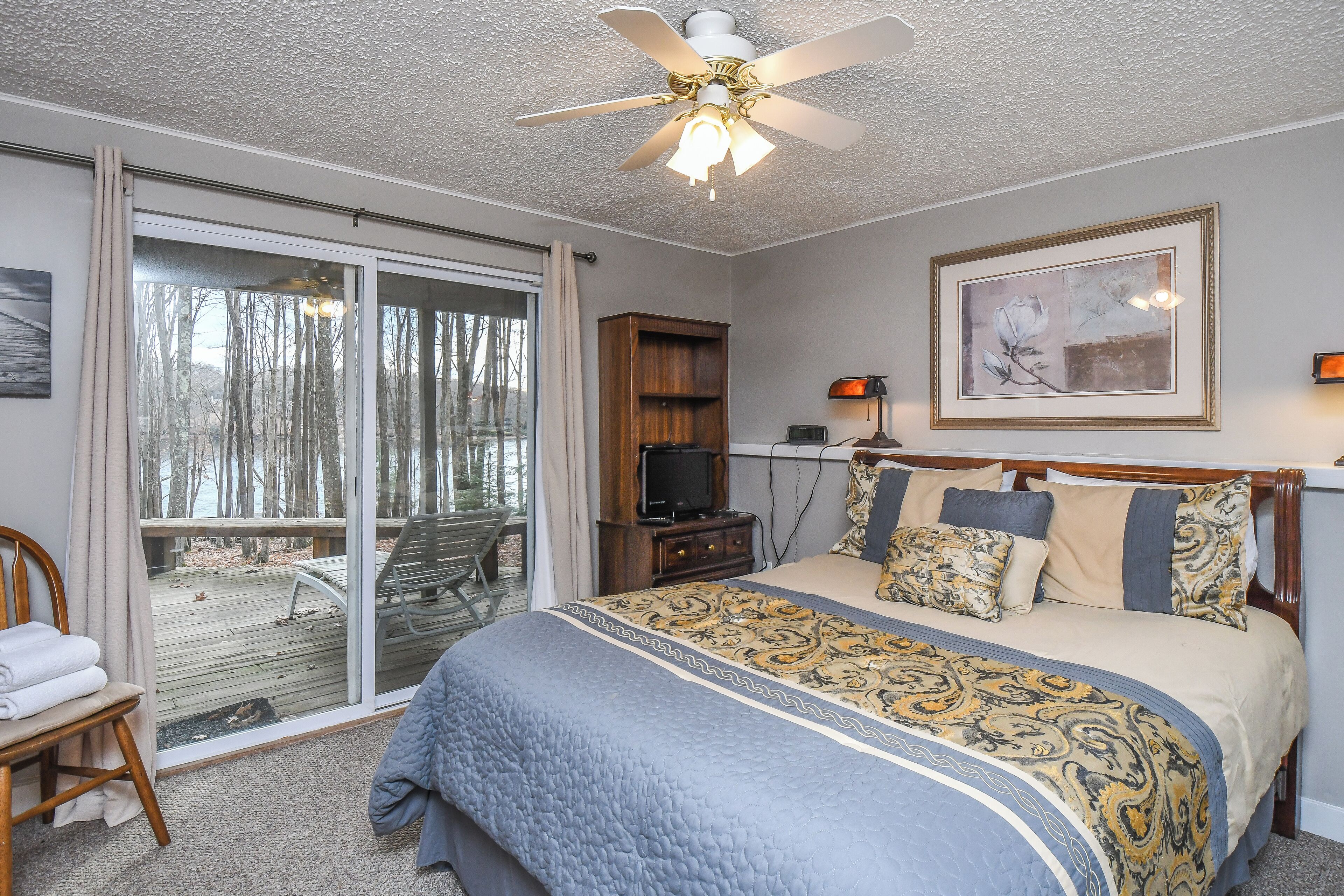 House (5 Bedrooms) | Property amenity