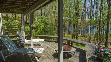 House (5 Bedrooms) | Property amenity