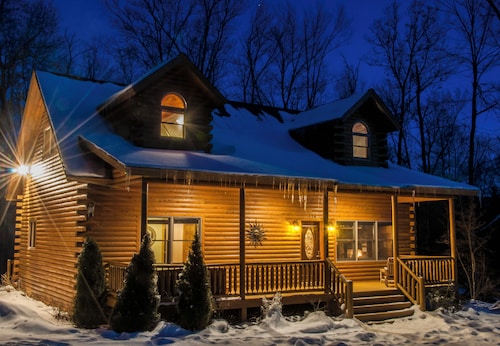 Donovan's Dacha by Taylor Made Deep Creek
