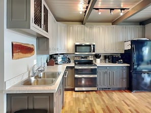 House (5 Bedrooms) | Property amenity