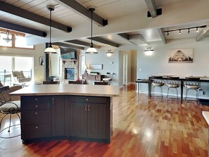 House (6 Bedrooms) | Property amenity