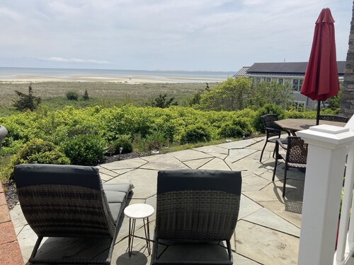 Large waterfront family home in a great location, spectacular views! RPSH003